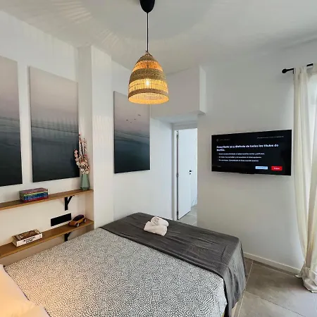 Cool Lofts Alameda Гостевой дом 4*