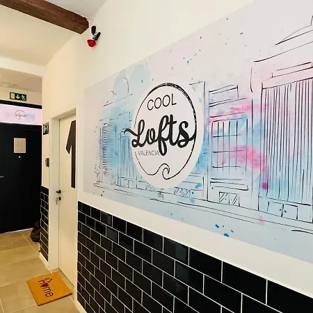 Cool Lofts Alameda Гостевой дом Валенсия