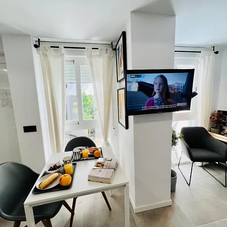 Cool Lofts Alameda בית הארחה *