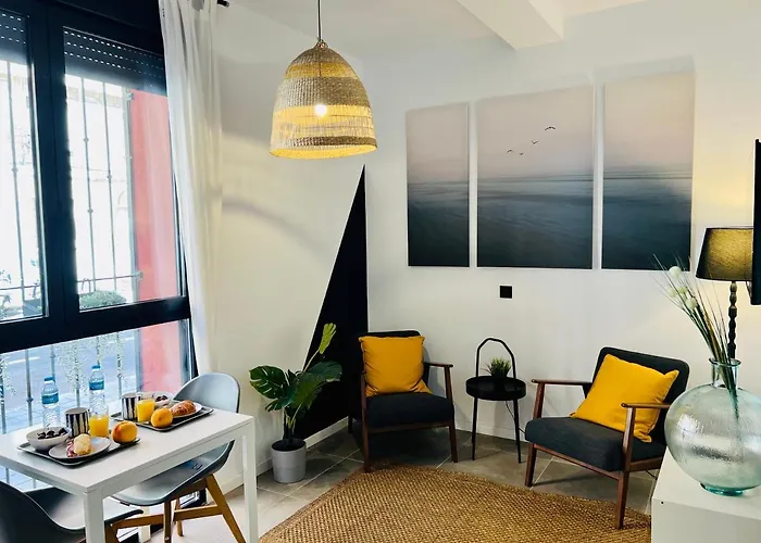 Cool Lofts Alameda Pensión 4*